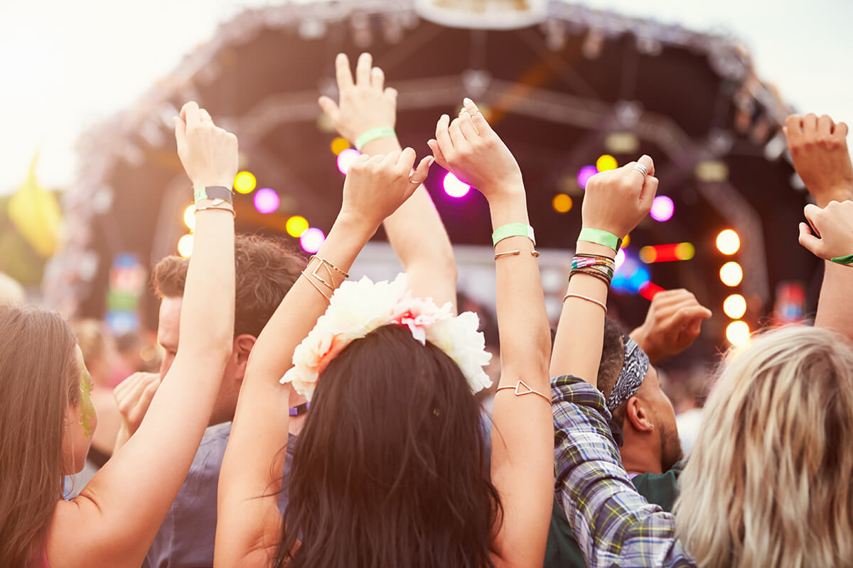 Almanya’nın iki farklı şehrinde düzenlenen Rock am Ring ve Rock im Park ülkeye hareket getirecek kadar güçlü.
