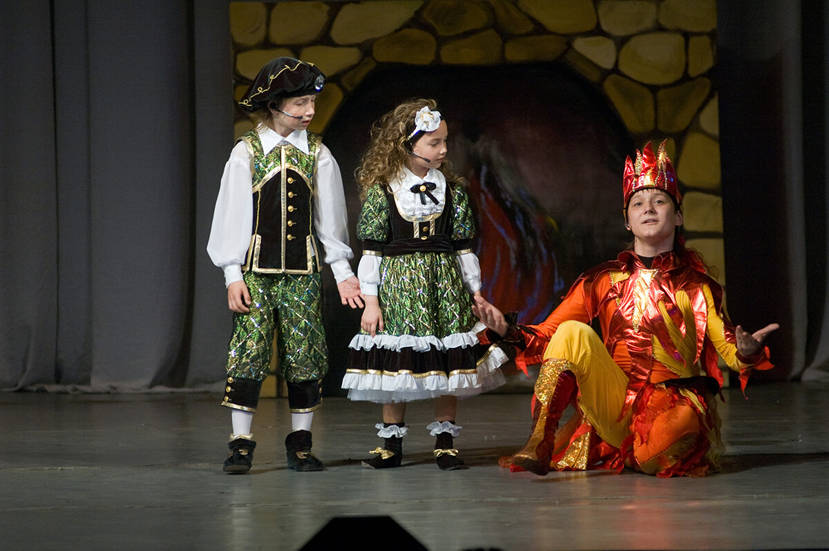 Bursa Uluslararası Bursa Çocuk ve Gençlik Tiyatro Festivali