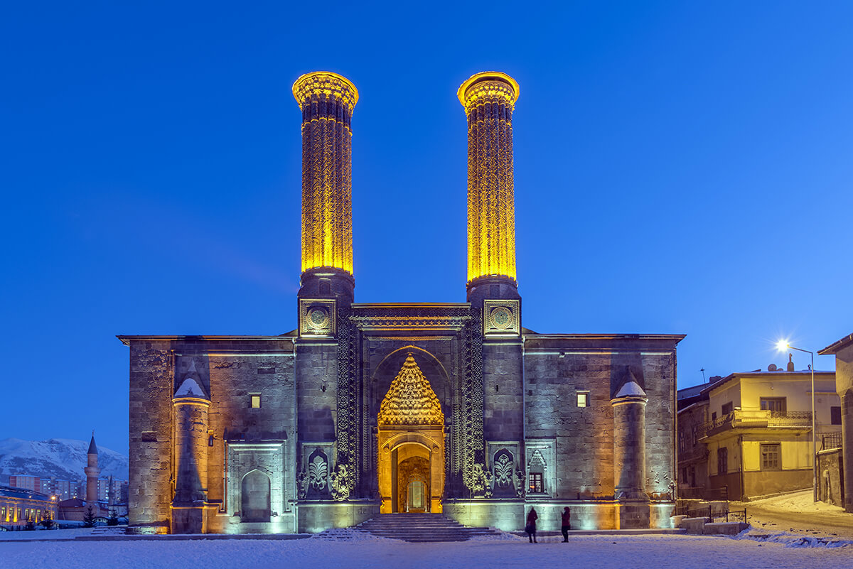 Erzurum Çifte Minareli Medrese