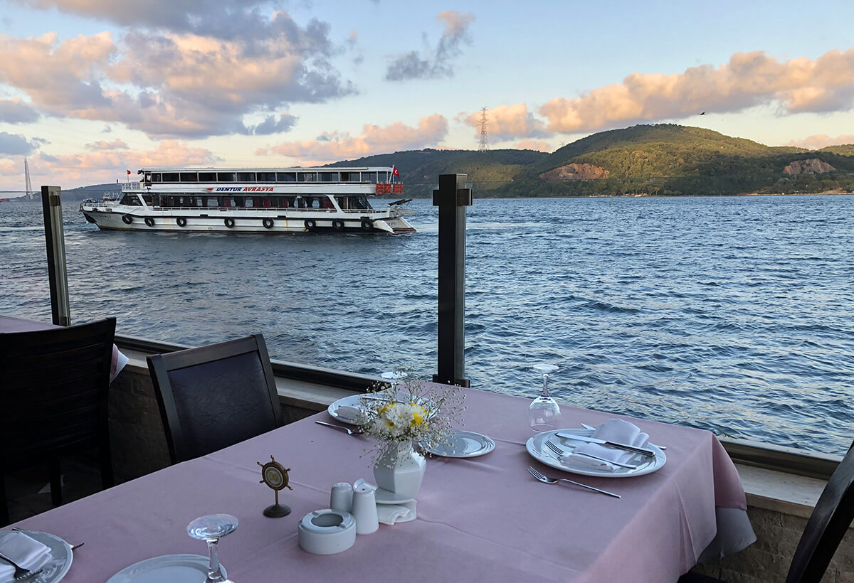 İstanbul Çengelköy Kuleli Yakamoz Restaurant