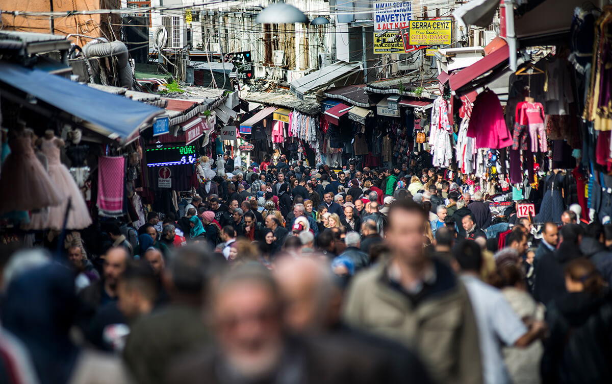İstanbul Tarihi Mahmutpaşa Çarşısı