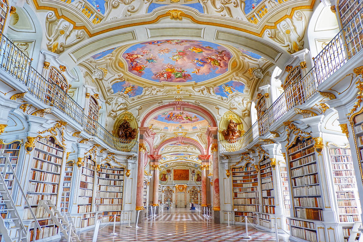 Abbey Kütüphanesi İsviçre