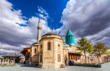 Mevlana’nın İzinden Konya’ya Yolculuk