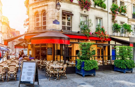 Paris’in En Ünlü Kafeleri: Fransız Ruhu Eşliğinde Kahve ve Kruvasan Molası